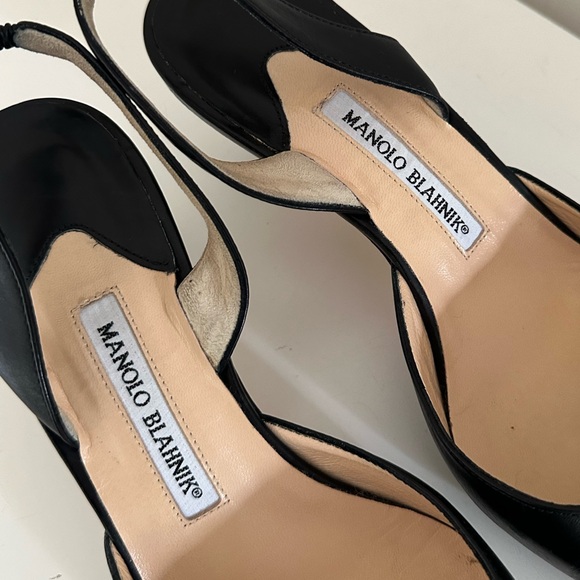 Manolo Blahnik - CAROLYNE 50 Black Nappa Leather Slingback Pumps - Picture 5 of 9
